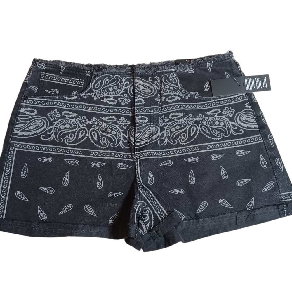 Fashion Nova Sold Out Bandana Babe Paisley Black Denim Shorts‎ Plus Size 15 NWT